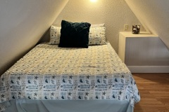 cabin-bdrm